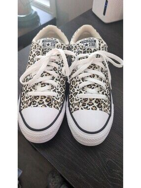 Converse Chuck Taylor leopard jaquard sneaker unisex M7 W9